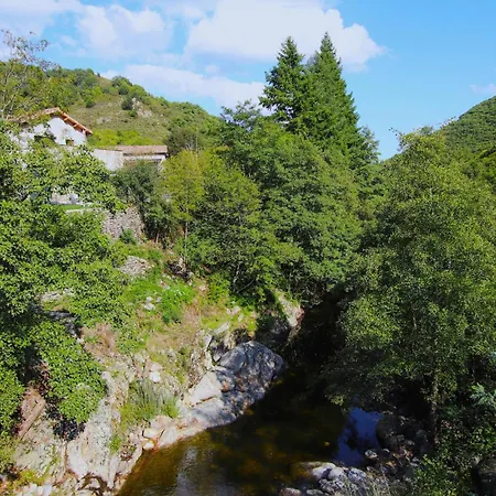 Dom wakacyjny 3 Bedroom Cozy In Mayres (Ardeche)