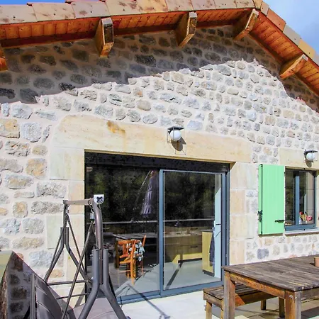 3 Bedroom Cozy In Dom wakacyjny Mayres (Ardeche)