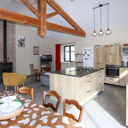 3 Bedroom Cozy In Dom wakacyjny *